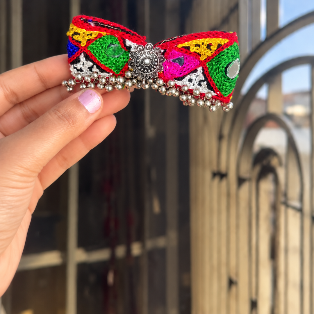 Navrang Abhla Ghughri Bow Hair Clip - image 4