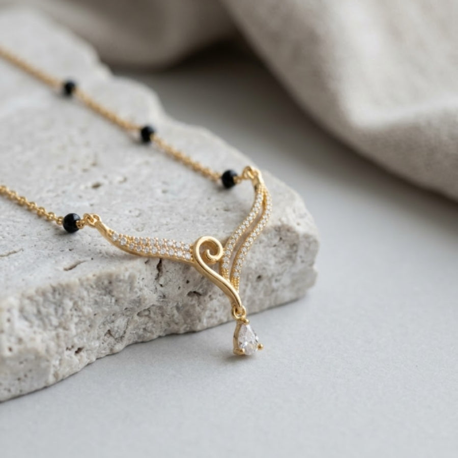Aarohi Swirl Drop Mangalsutra