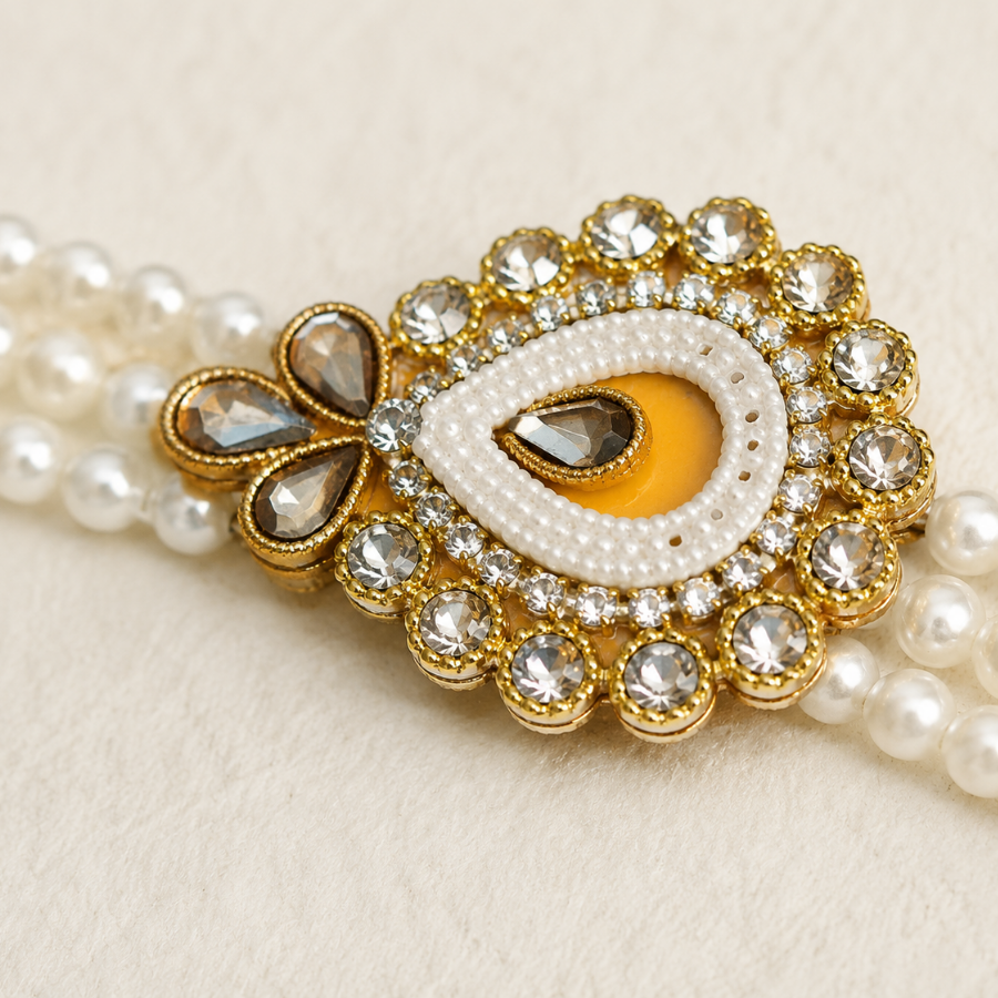 Pearl and Gold Kundan Layered Shringar Haar, close-up