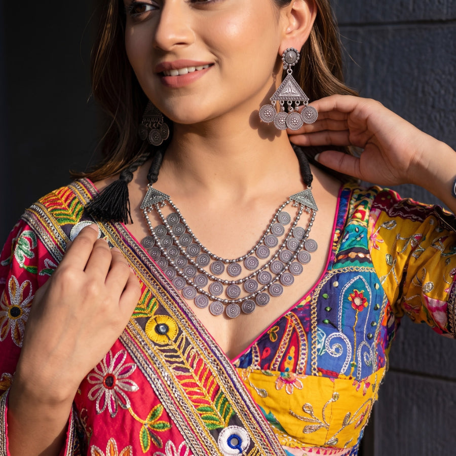 Teen Dhara Sikka Oxidised Necklace Set
