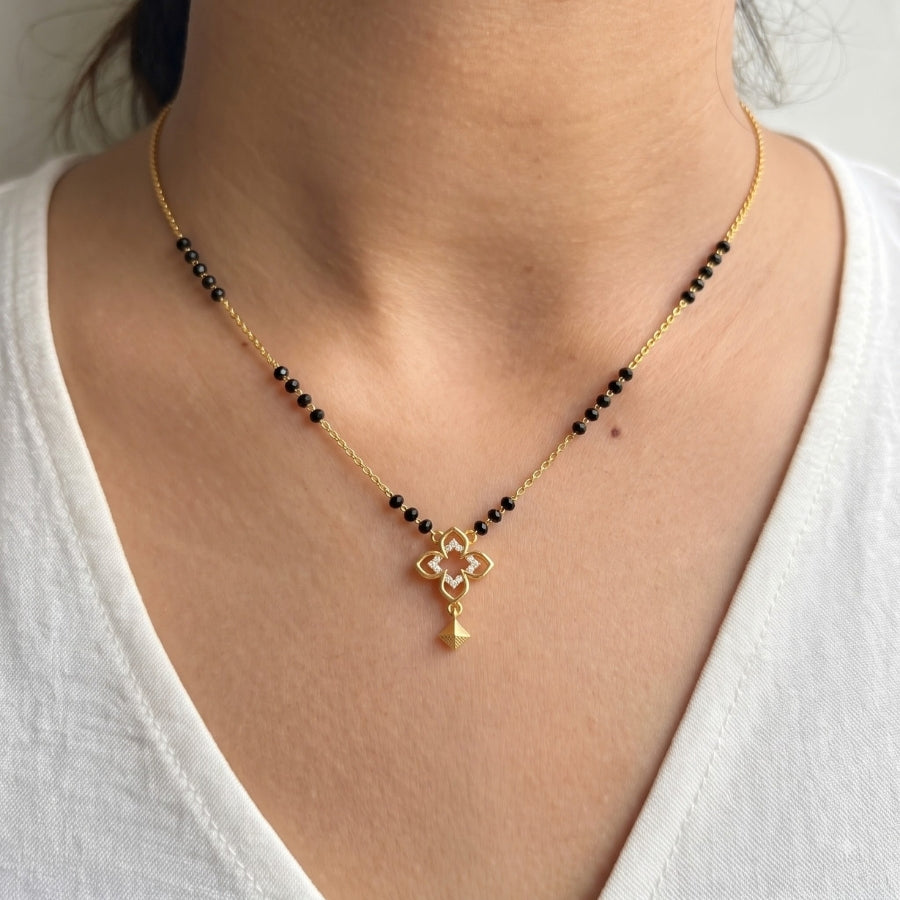 Kamalini Chaar Patti Mangalsutra